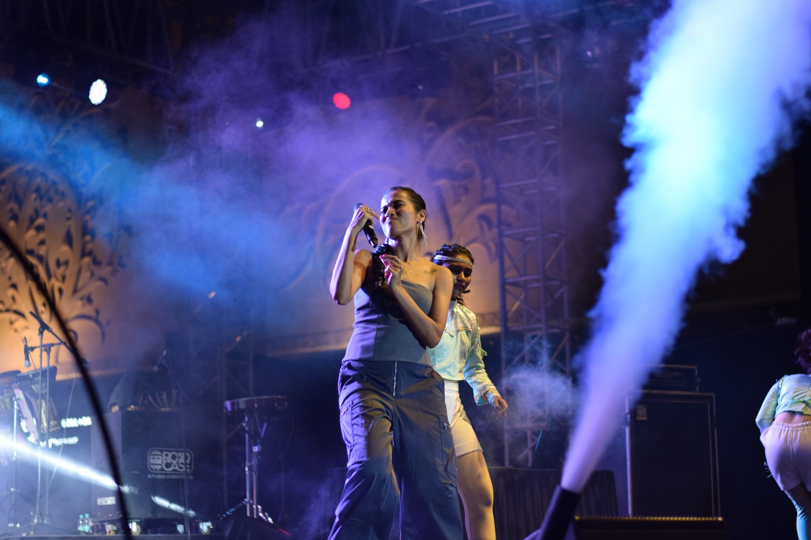 Kailash Kher with Band
