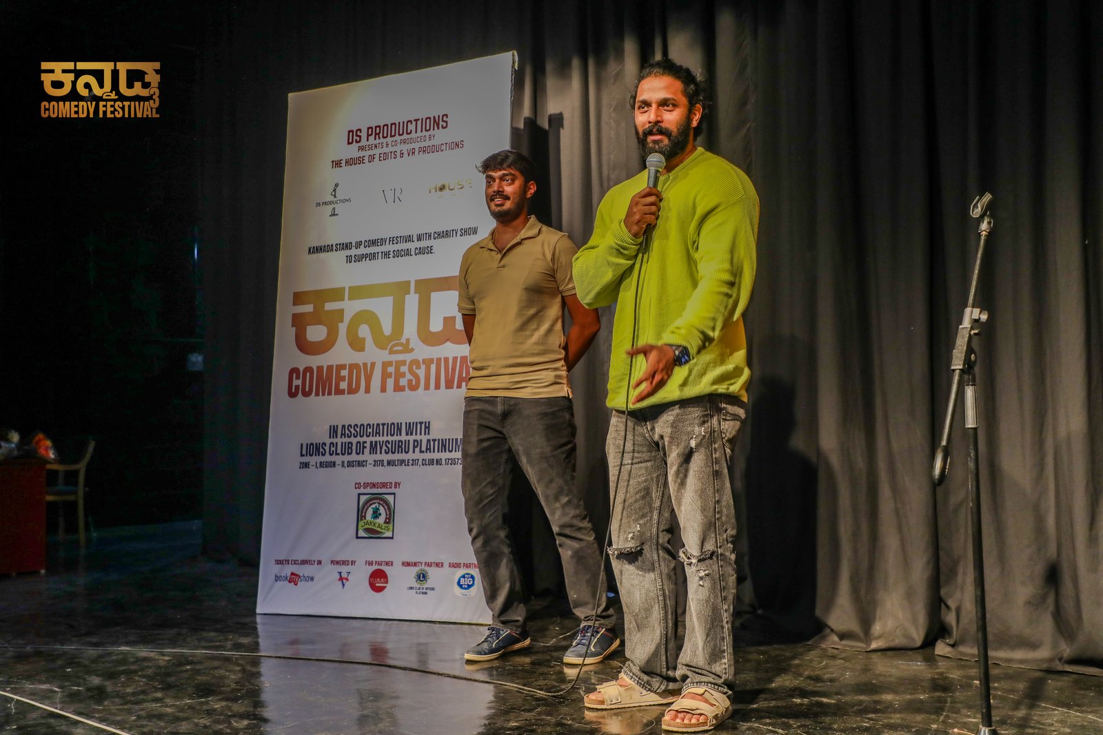 Comedy Performance Live